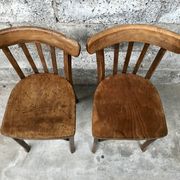 Pair of bistro chairs troquet Parisien in curved wood 1950