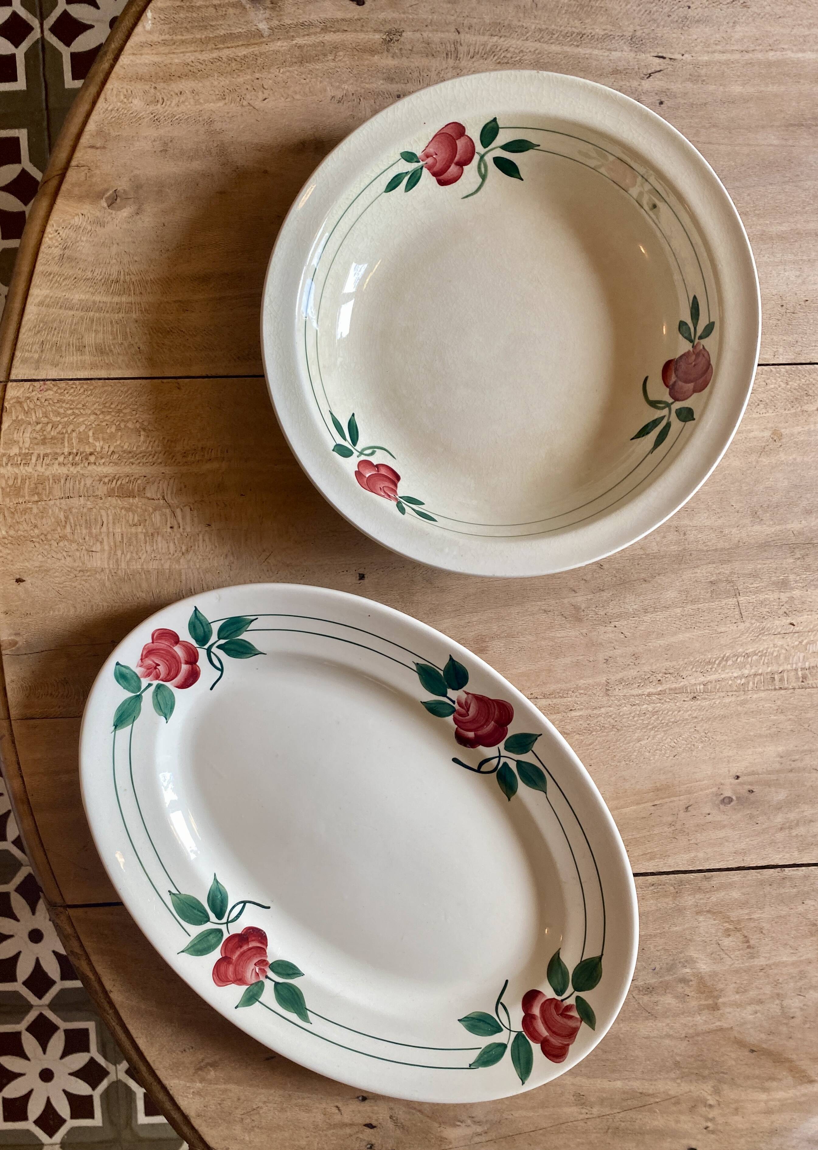 Set of 2 old Mado model dishes