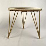 Formica tripod plant holder