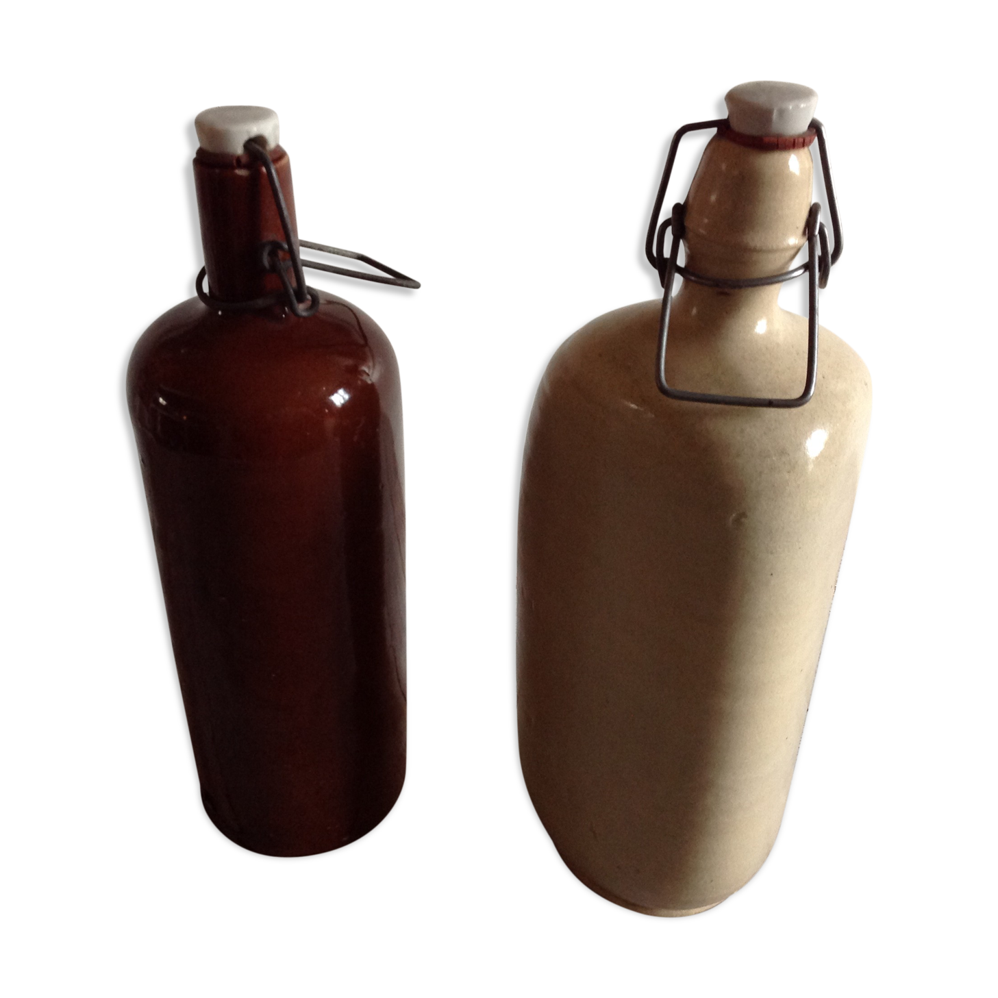 Duo de bouteilles en grès