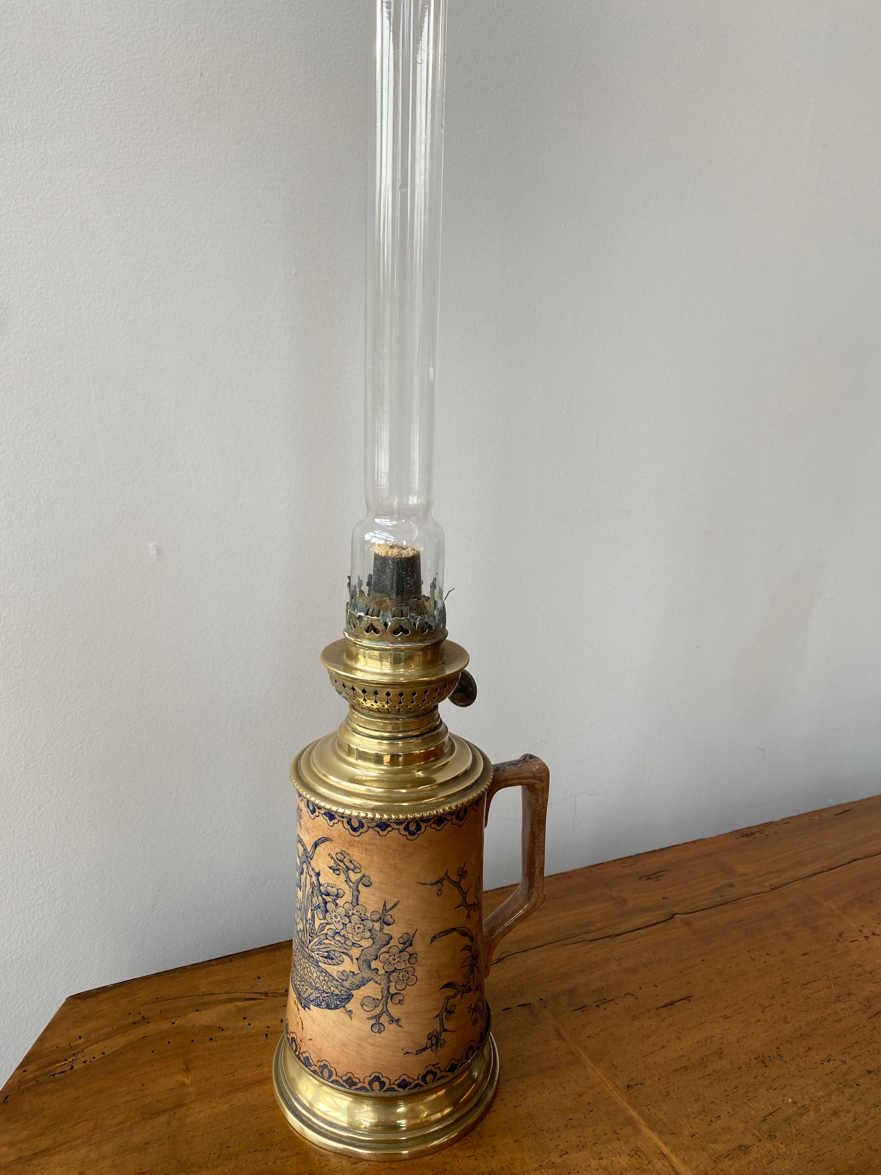 Ceramic and copper oil lamp