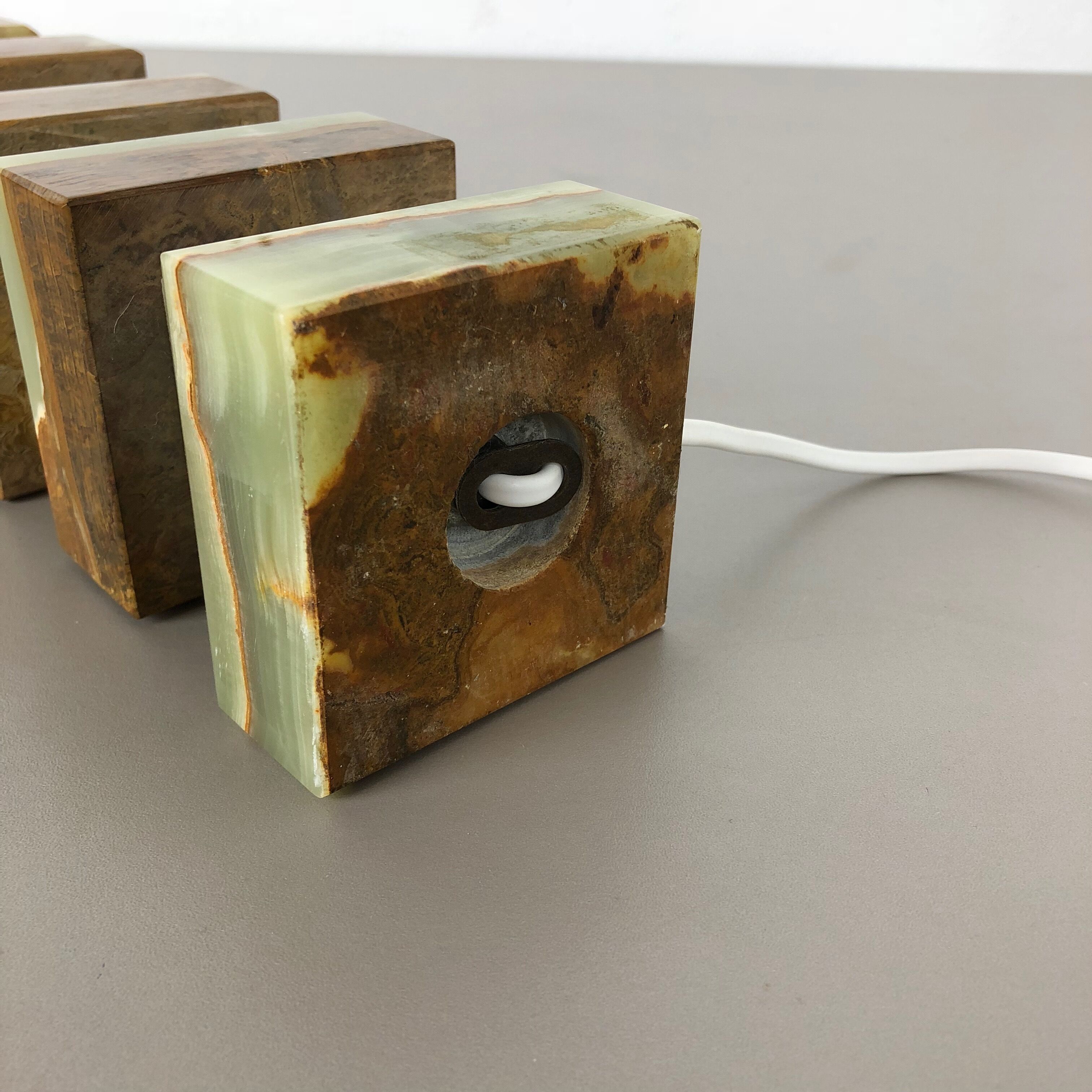 Vintage Hollywood Regency Onyx Marble Light Base Table Light, Italy, 1970s