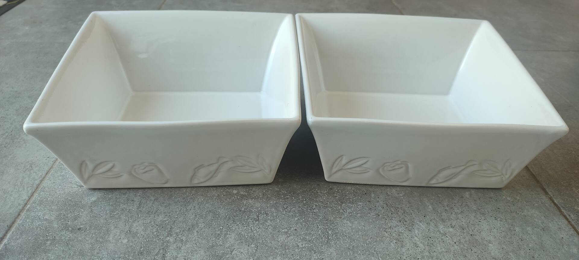 Two asymmetrical square gratin dishes BCI numbered, Made in France