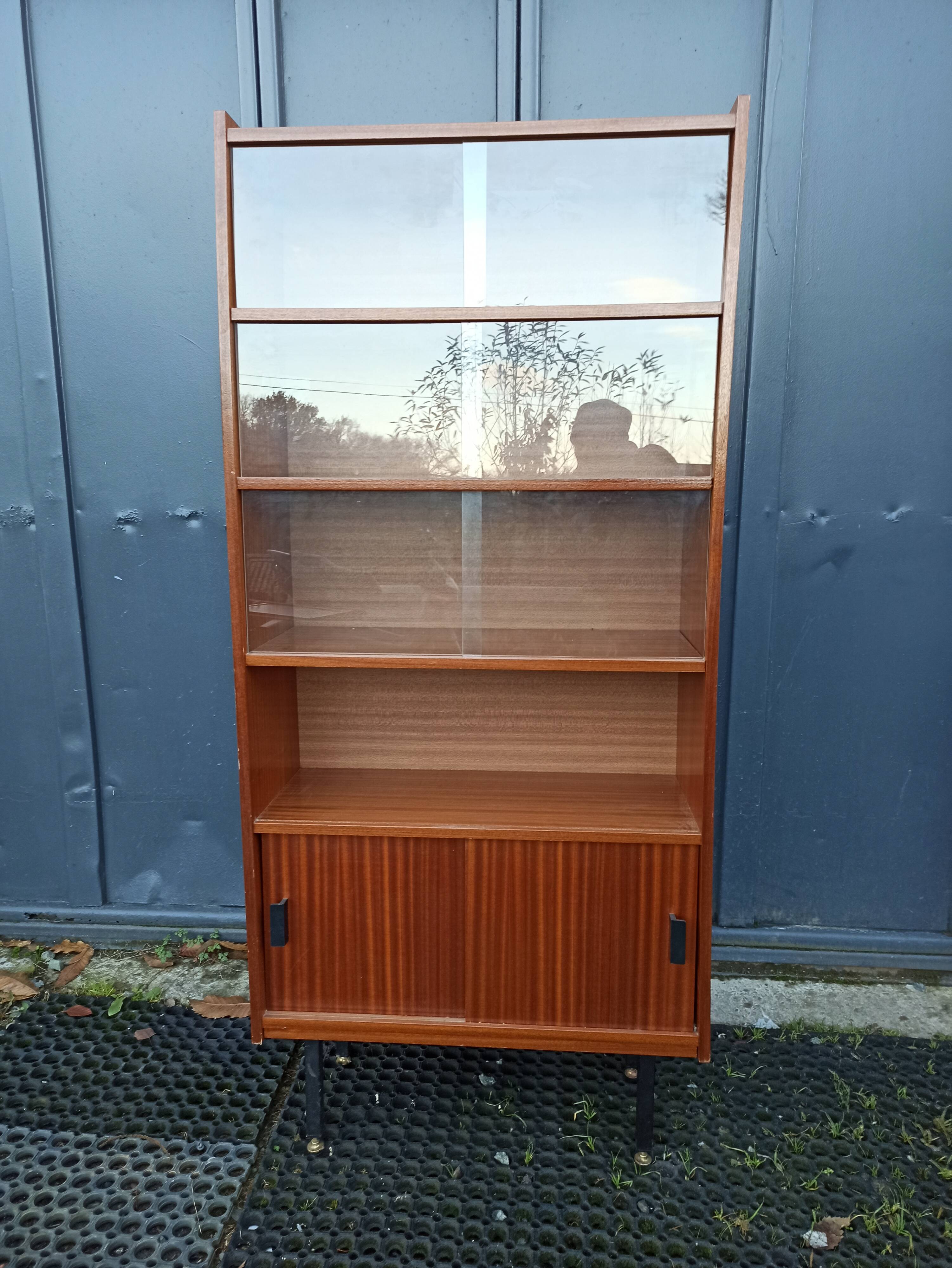 Bibliothèque étagère des années 50 pieds carrés faire noir vitrine