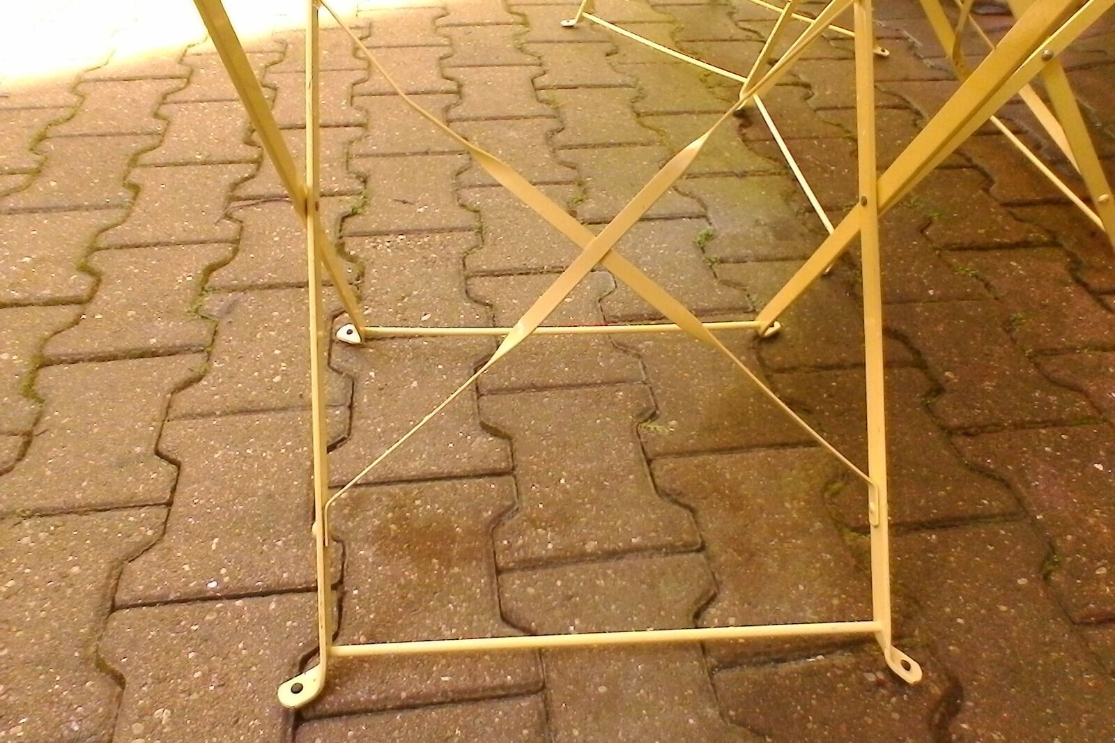 Folding metal garden chairs