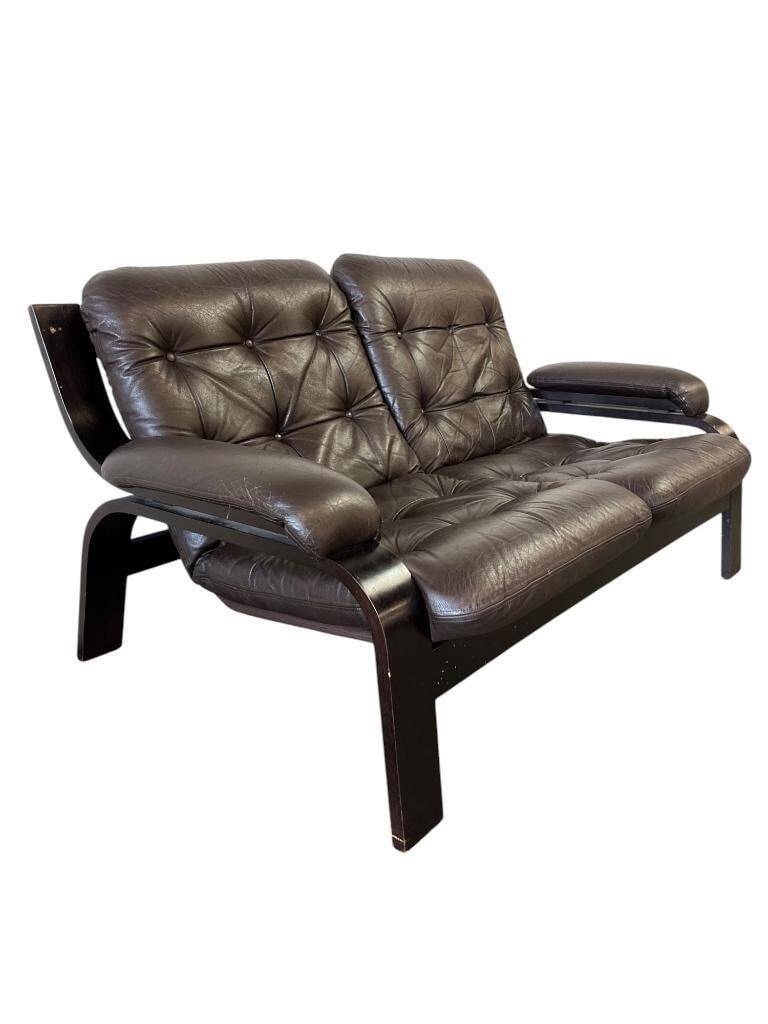 Vintage brown leather two-seater sofa/chaise longue