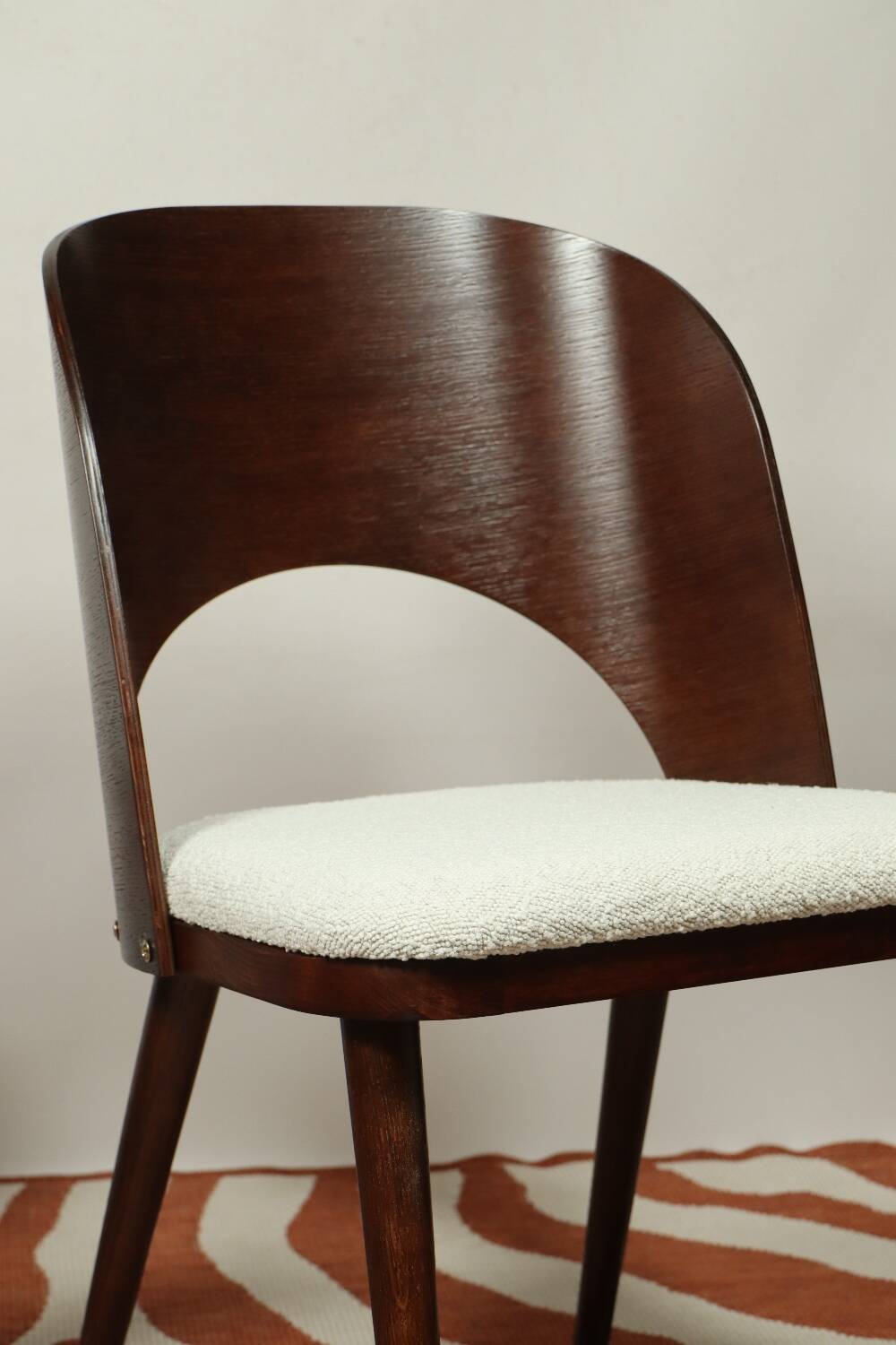 Dining chairs set of 4 oak wood white pearl buckle