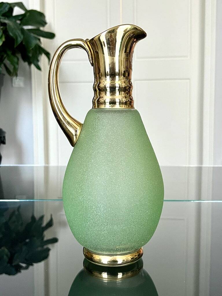 Vintage Carafe in Green and Gold Granite Glass - Vintage Tableware