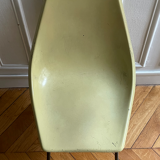 Chaise industrielle jaune anis en coque ABS