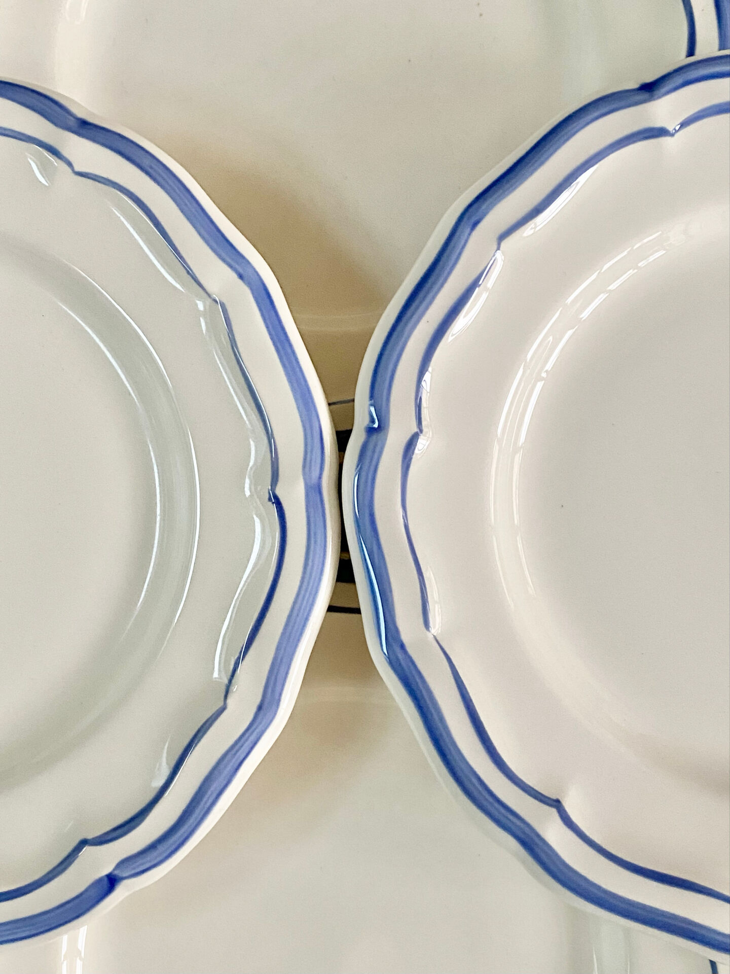 Gien plates