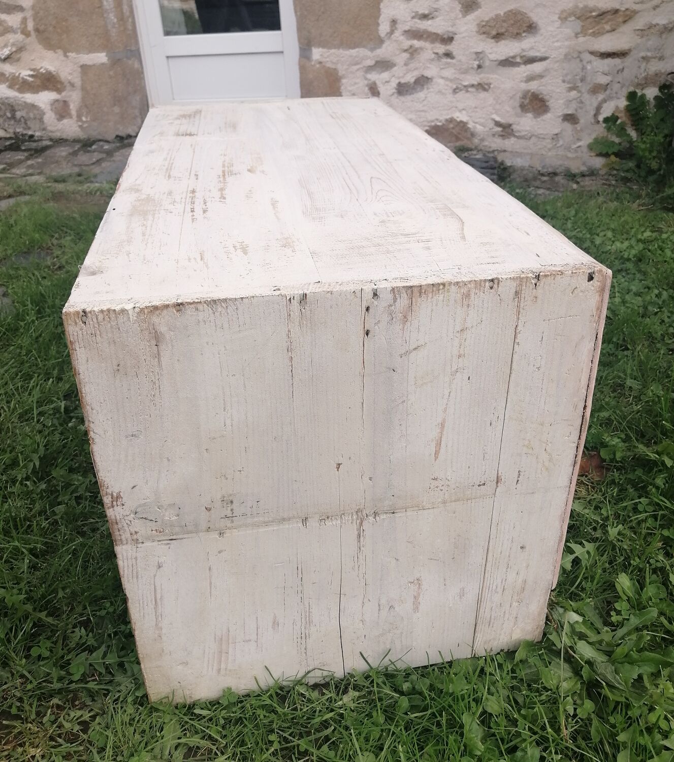 Drawer cabinet