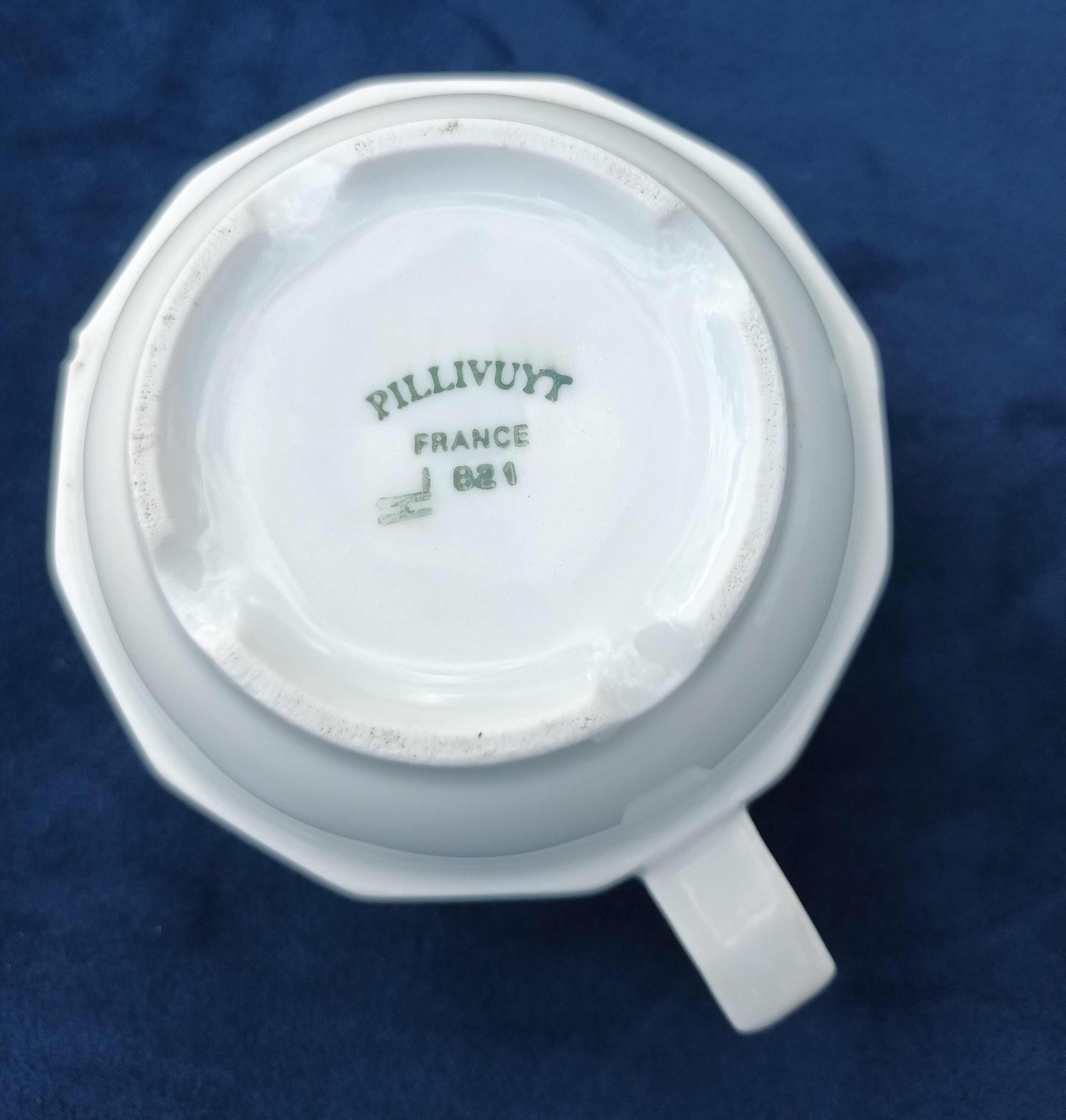 Lot de 6 tasses chocolat bistrot anciennes porcelaine Pillivuyt blanches  20 cl