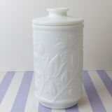 Pot in opaline