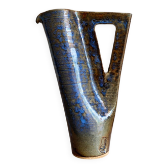 Stoneware carafe design signed