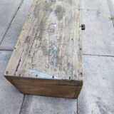 Trunk chest in raw wood