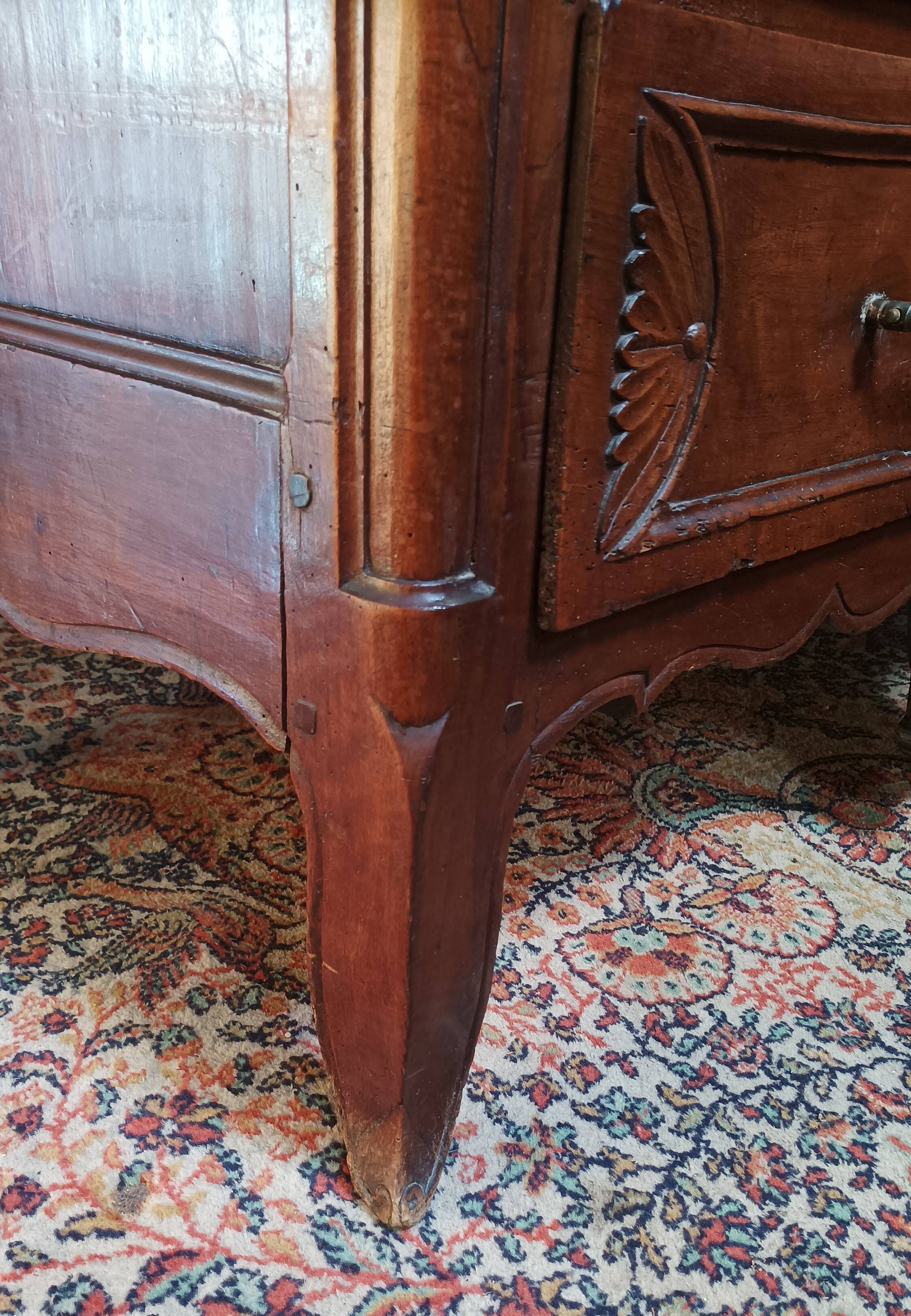 Louis XV walnut chest of drawers