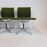 Ensemble de 5 chaises modèle EA 105 par Eames pour Herman Miller, années 1970