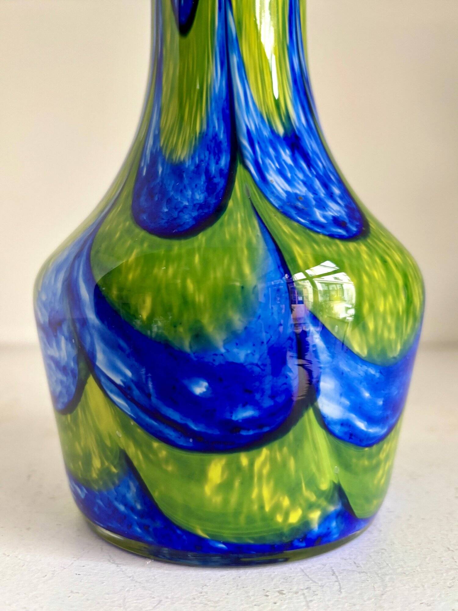 Vase en pâte de verre bleue et verte