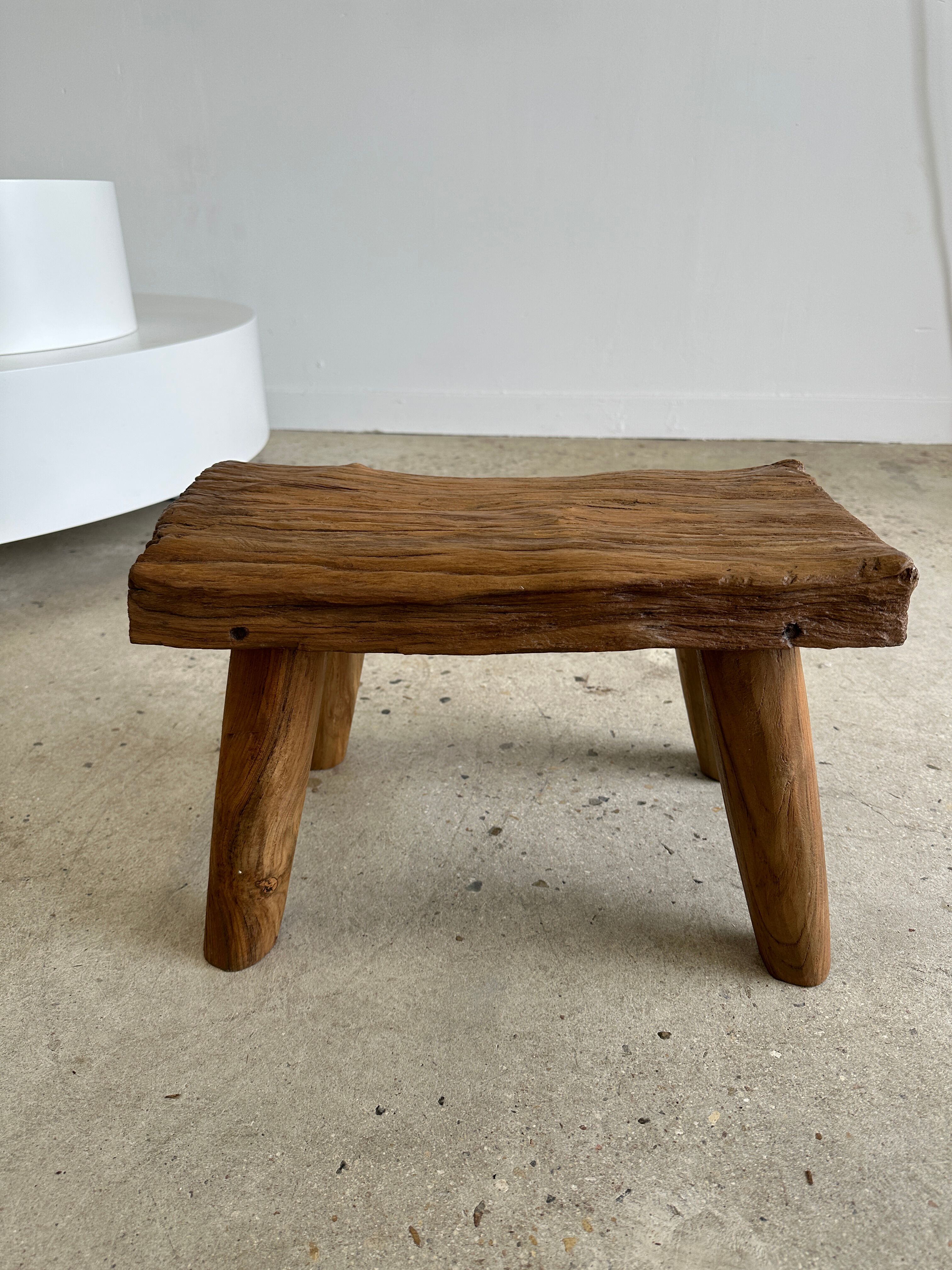 Stool in blond teak