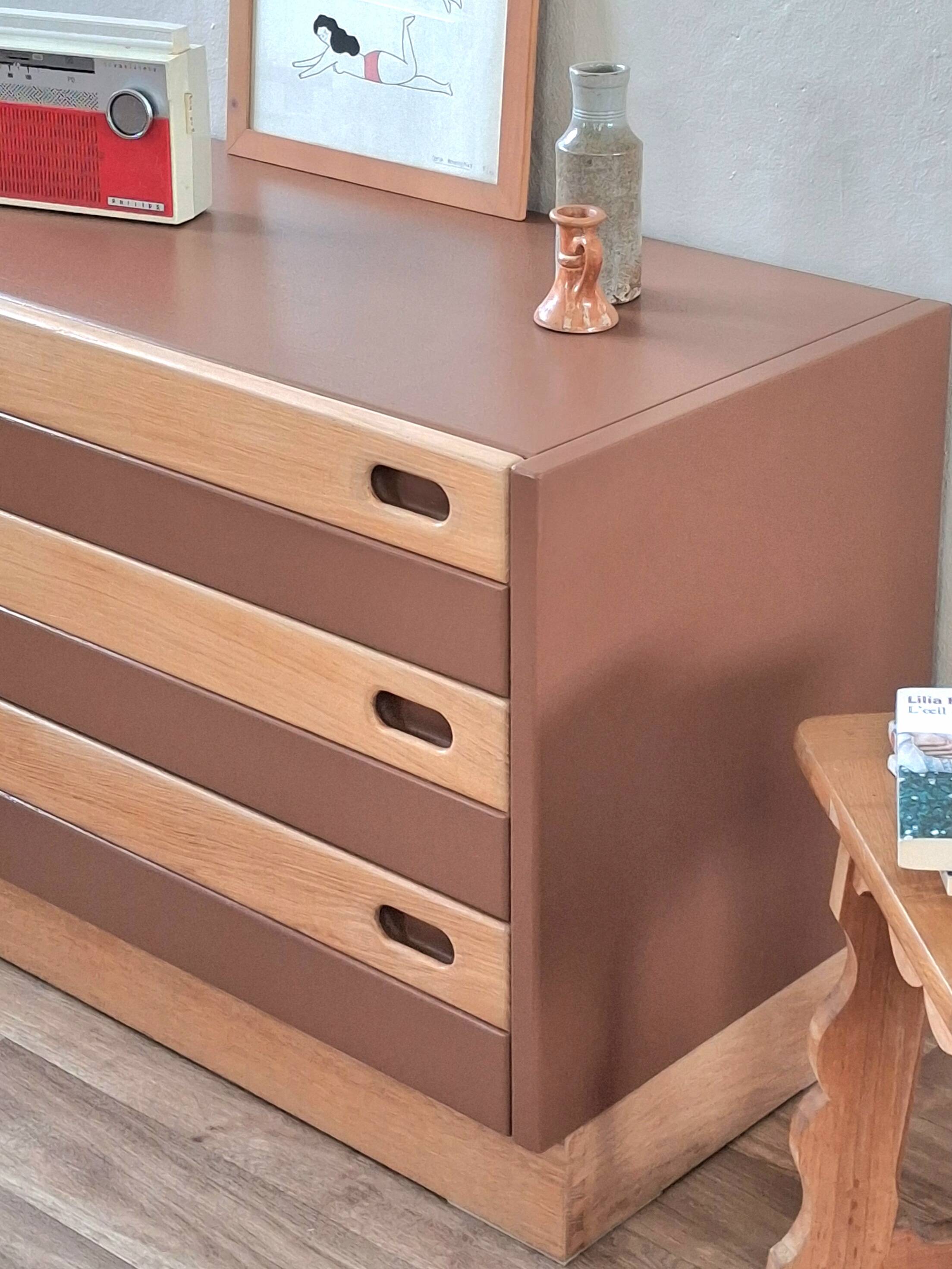 Low sideboard