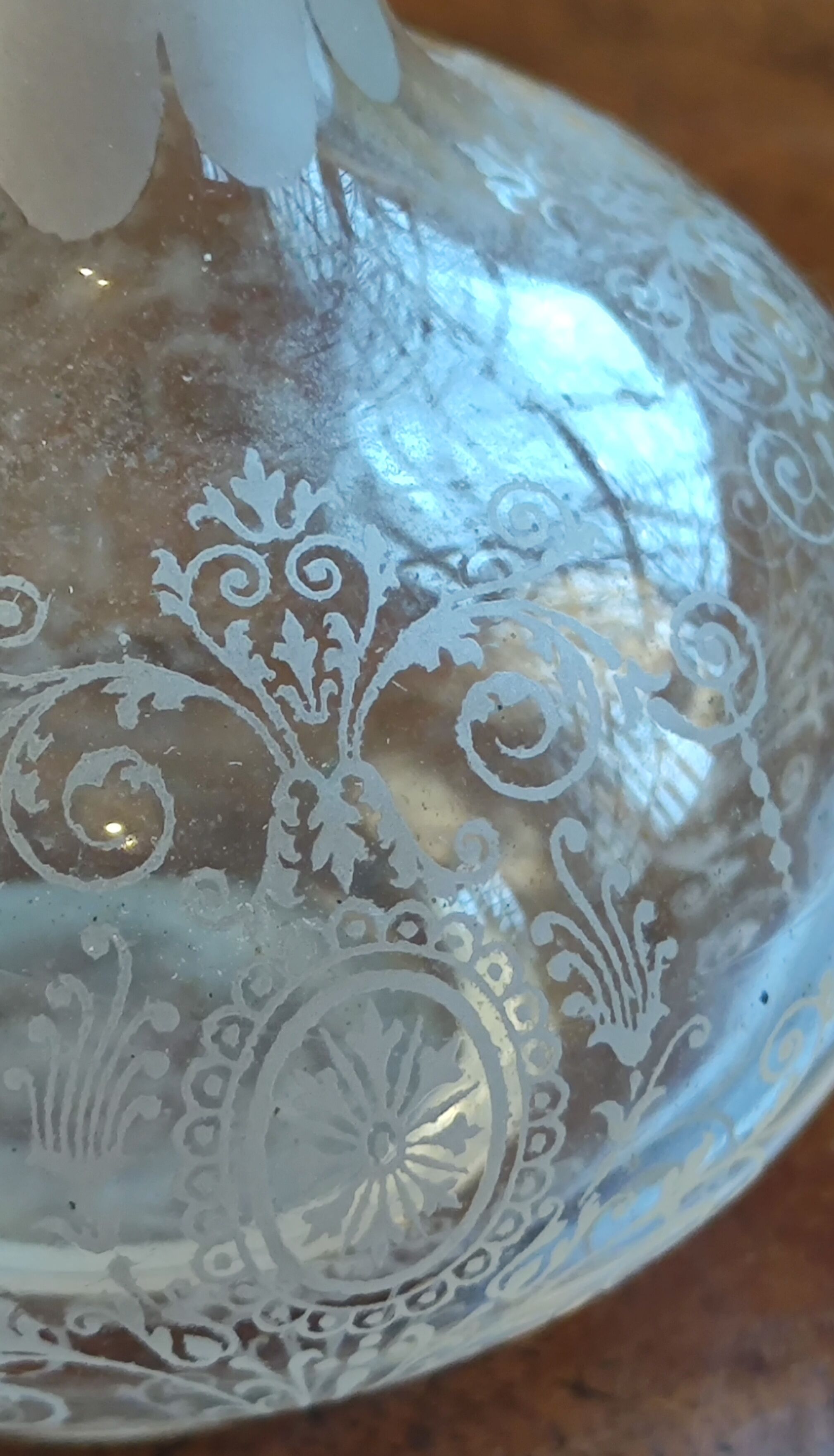 Crystal carafon, engraved decoration, 19th century