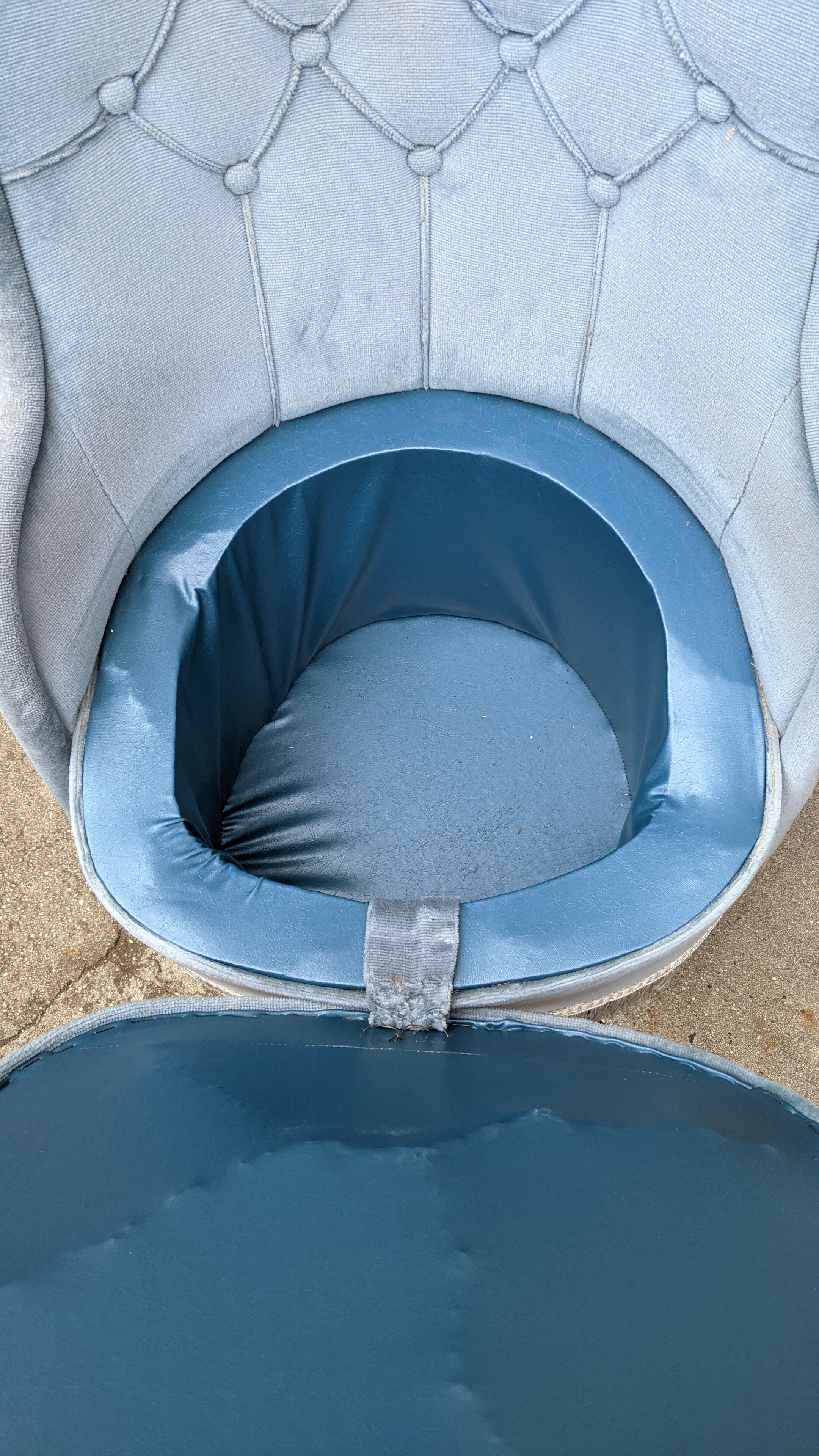 Chauffeuse velours bleu lagon
