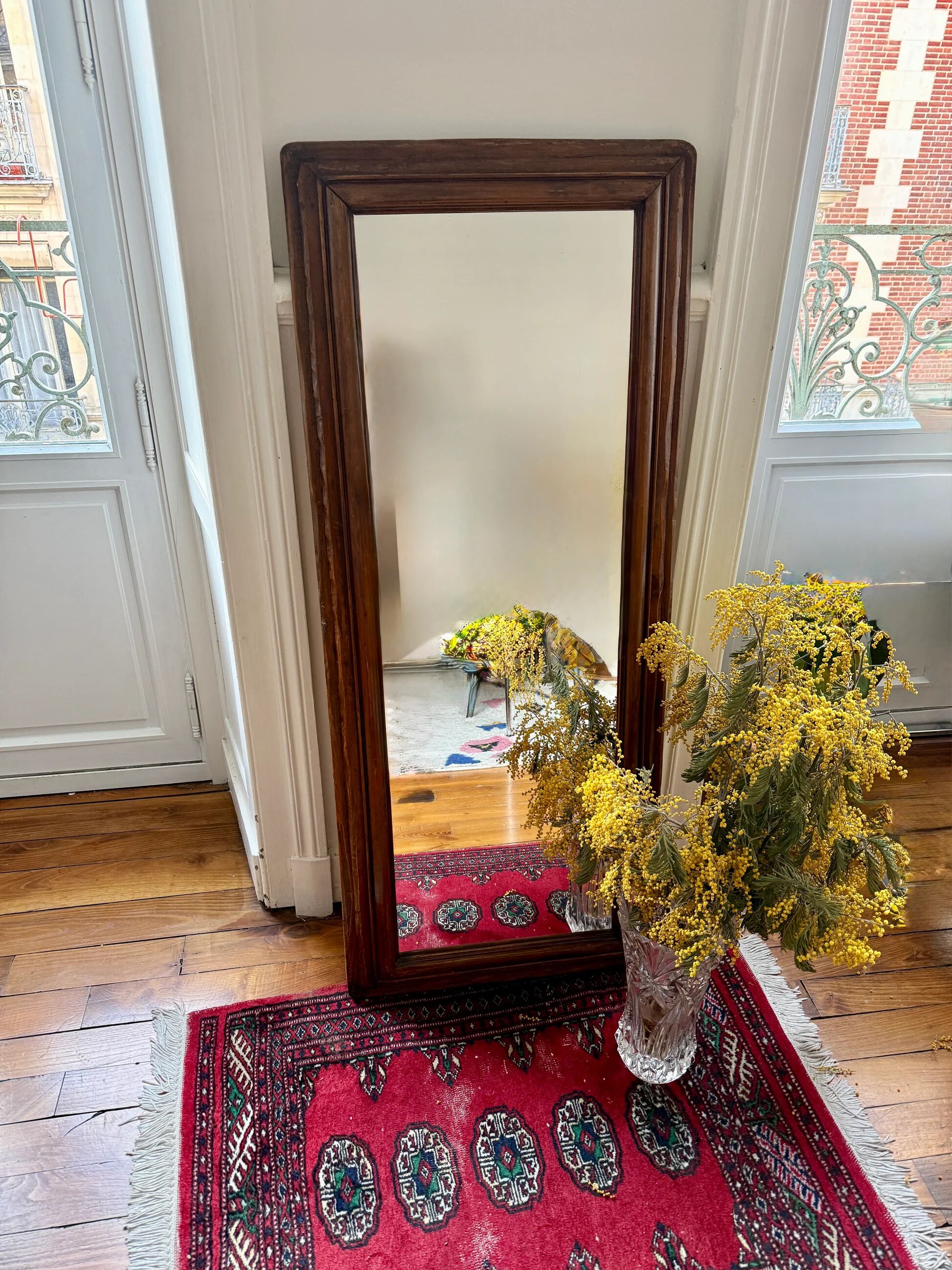 Light wooden tabletop mirror - vintage charm