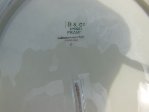 Plat ovale en porcelaine estampillé bernardaud - limoges