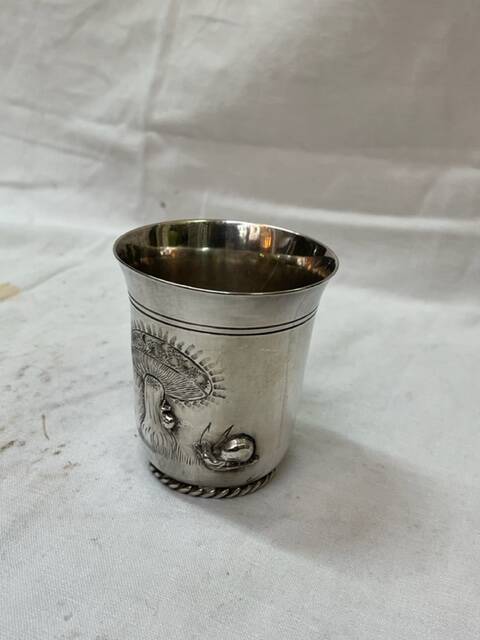 Timbale en metal argenté