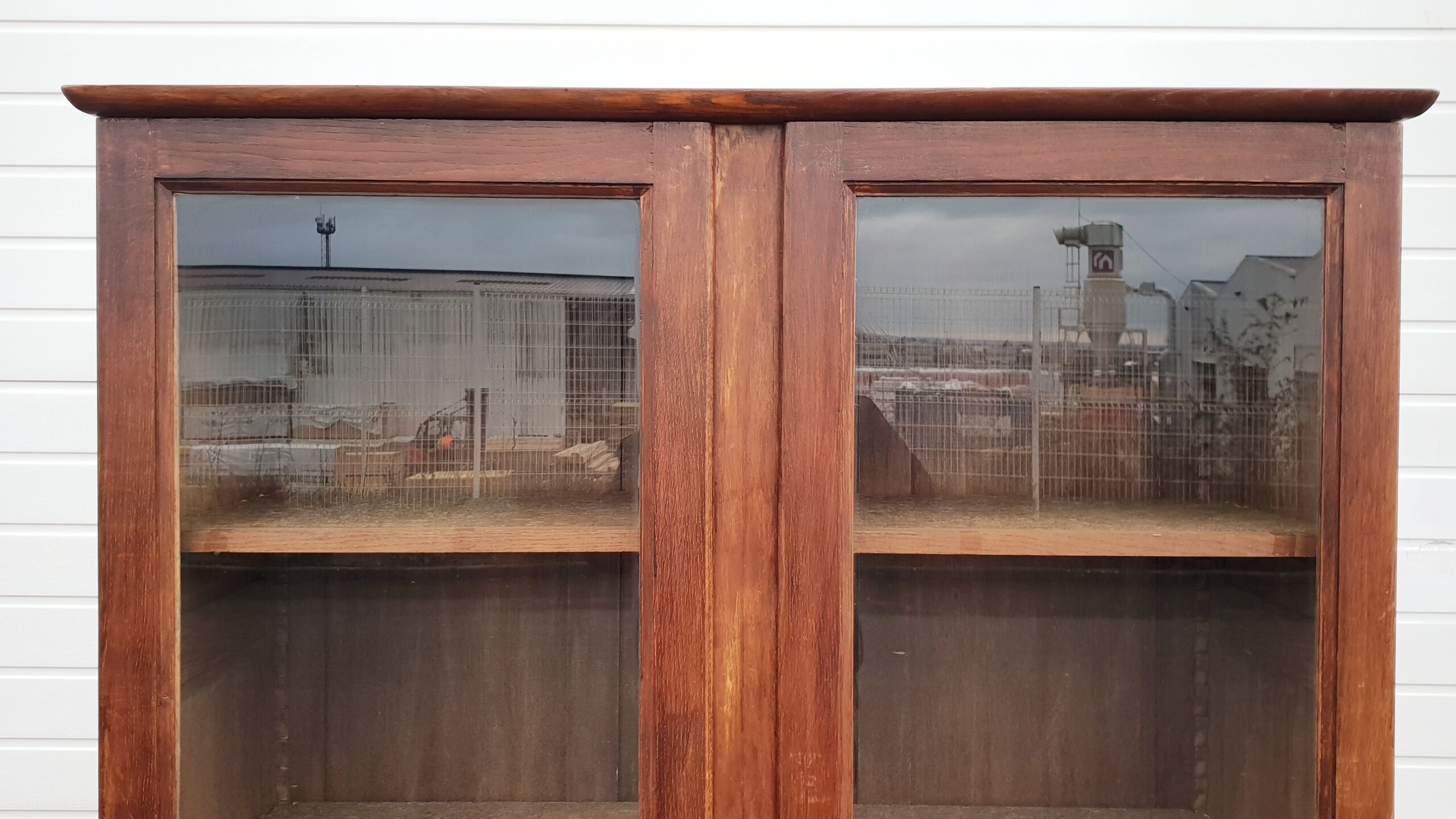 Armoire vitrée vintage