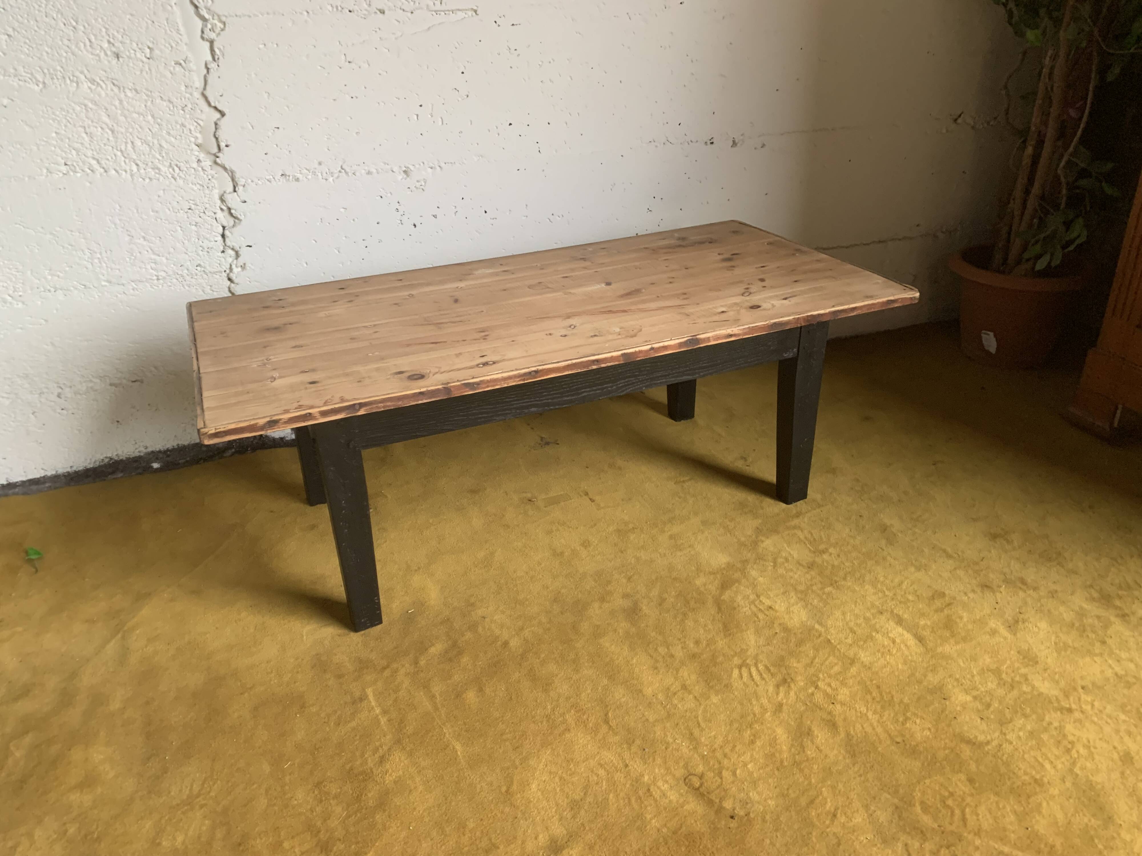 Country coffee table