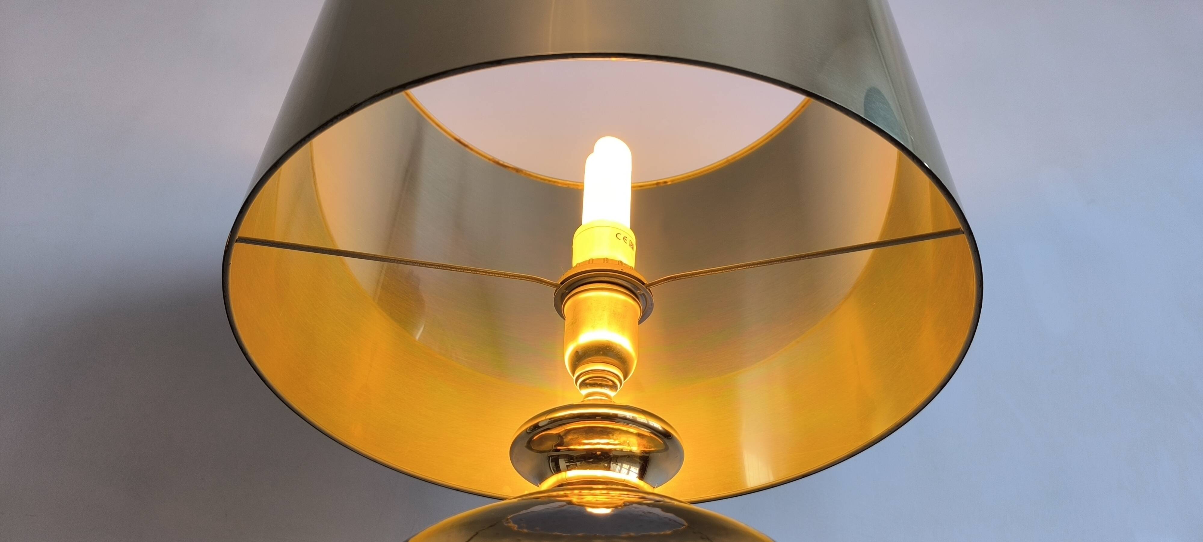 Magnificent large Italian lamp from the 1960s, ceramic / gold.