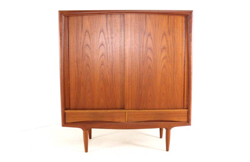 Alex Christensen for Aco Møbler highboard - Danish design in teak