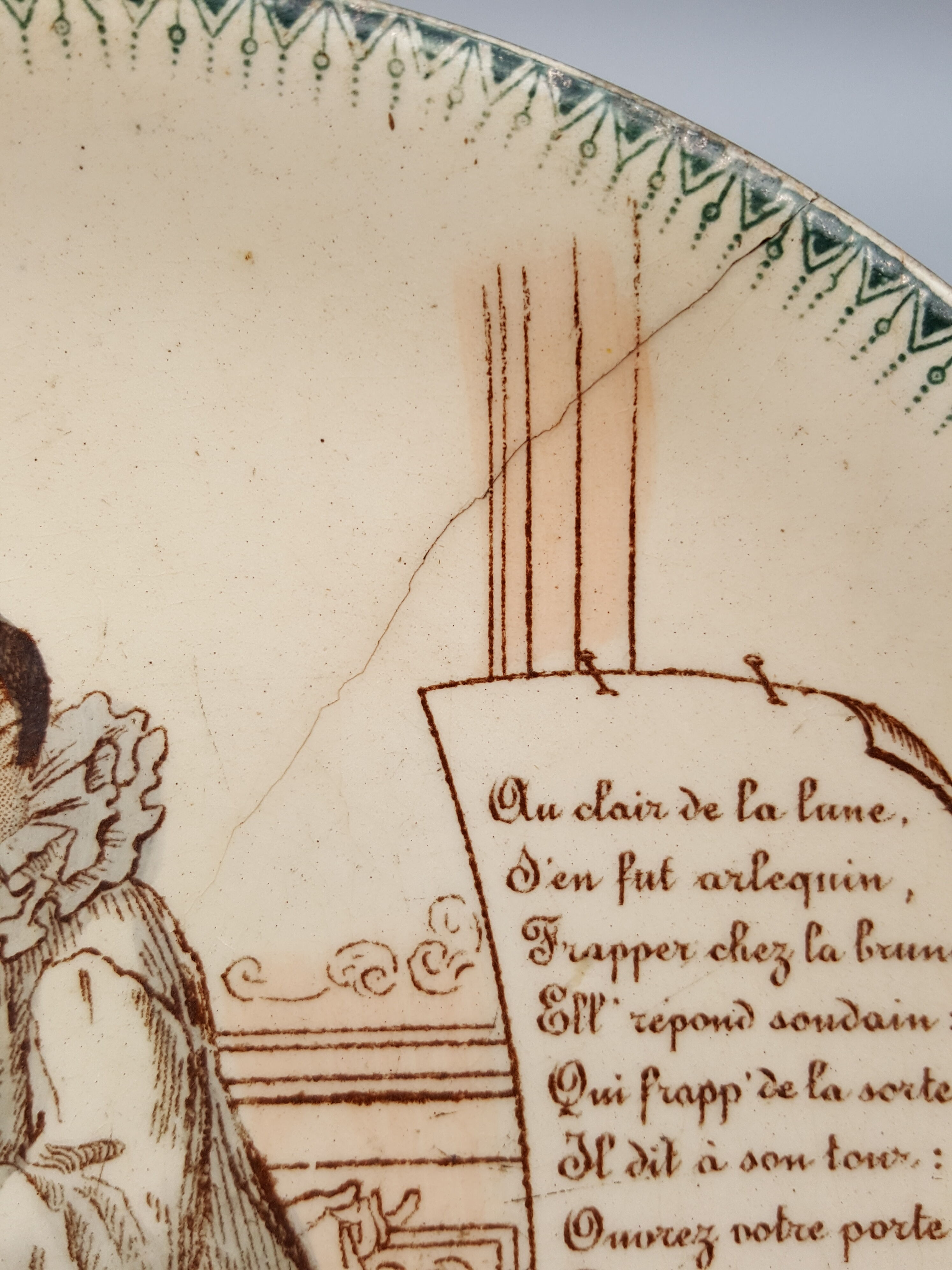 Lot of 4 plates talking children's songs Land of Iron HB and Co.