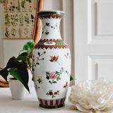 Chinese porcelain baluster vase