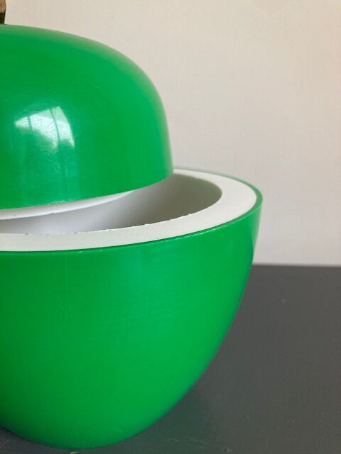 Green ice cube apple