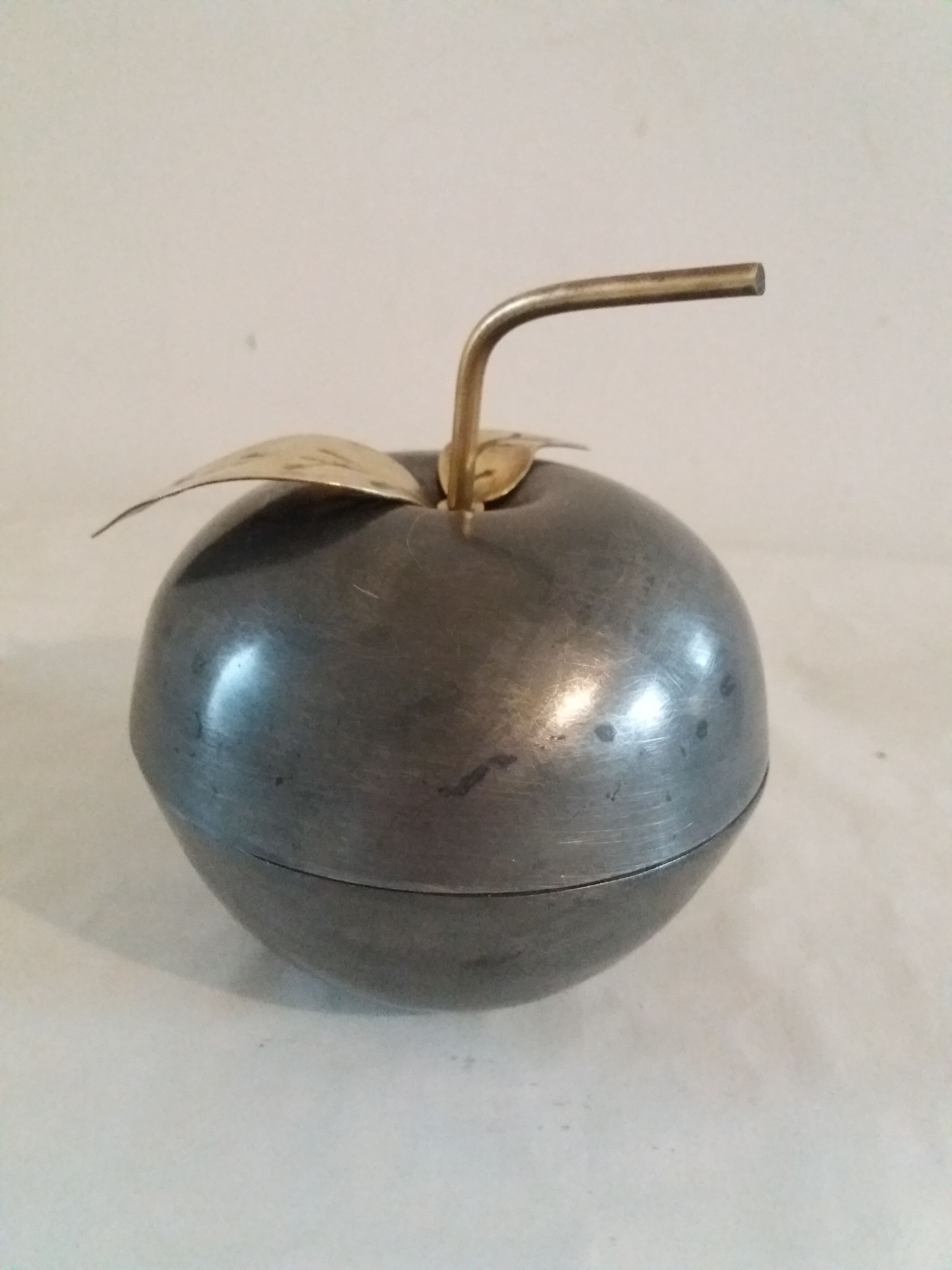 Candy Apple pewter