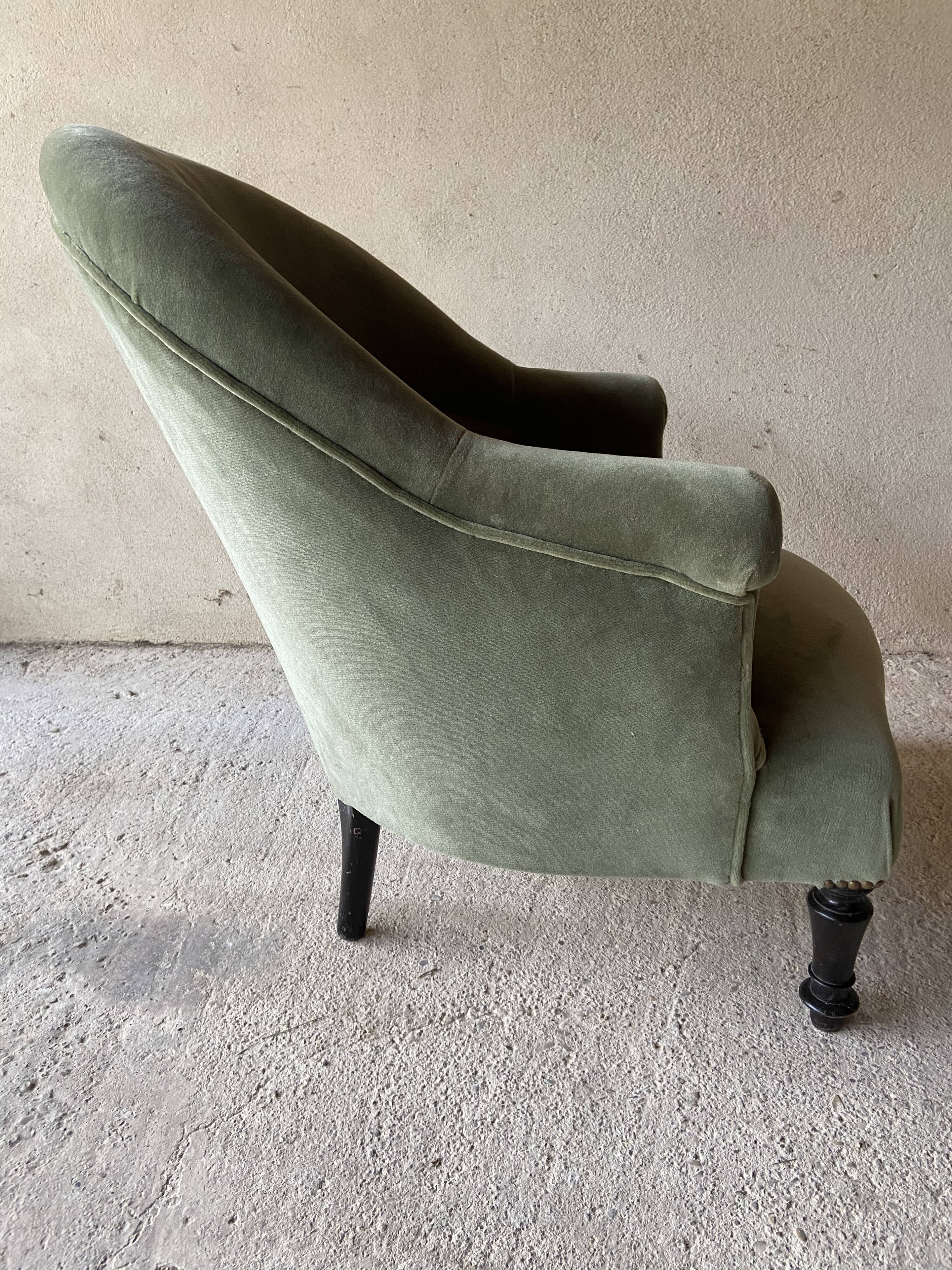 Vintage toad chair 1900