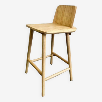 Tabouret en bois massif avec dossier