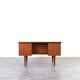 Bureau exécutif en teck danois des années 1960.