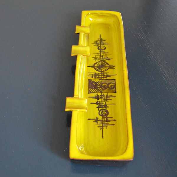 Vintage ceramic ashtray