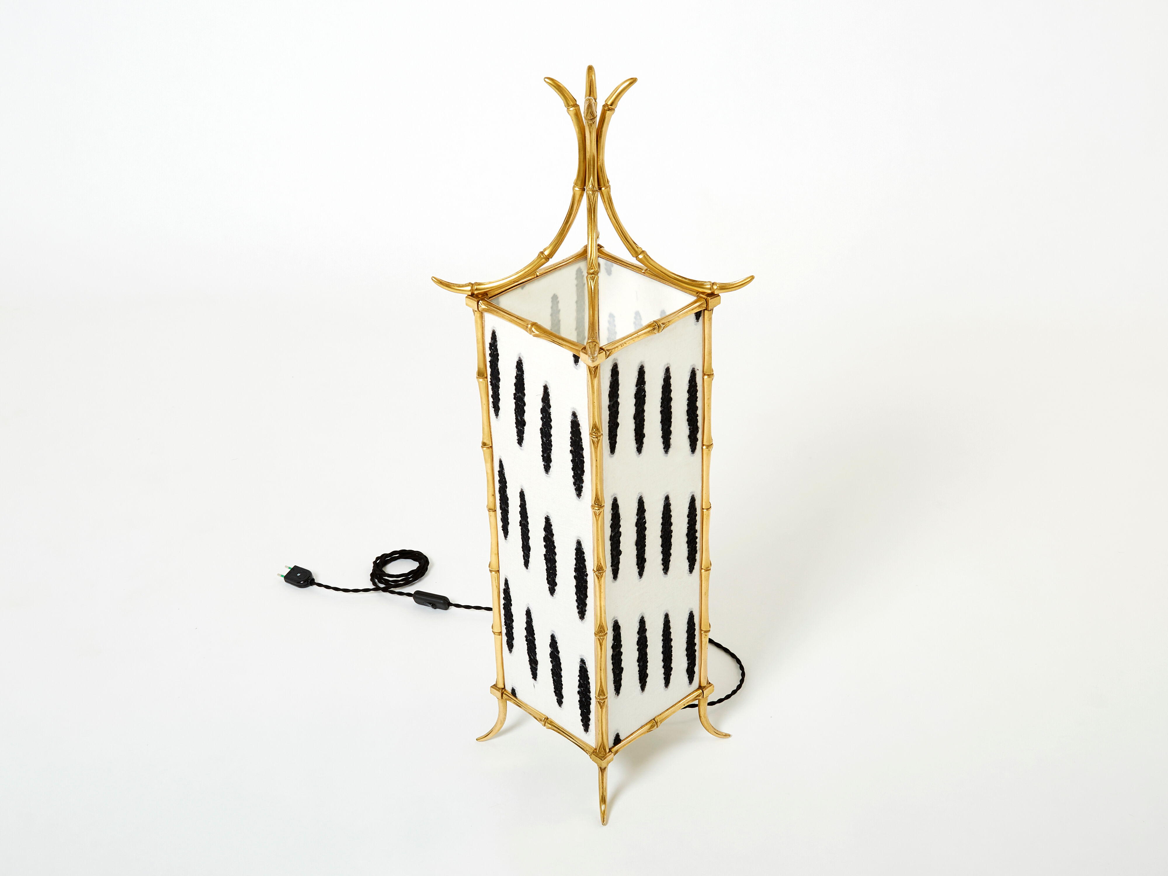 Pair of brass lantern lamps and fabrics from Maison Baguès 1960