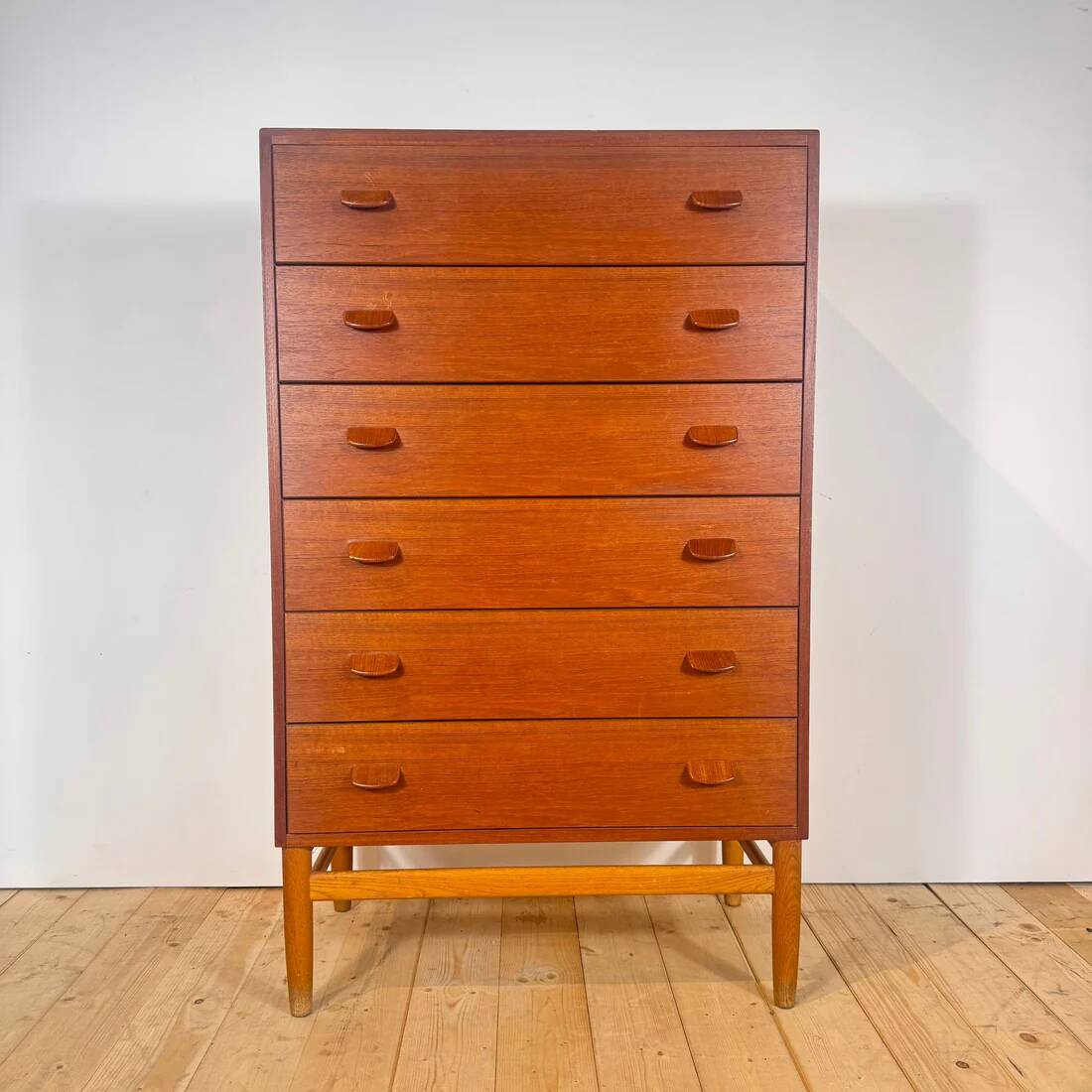 Commode en teck FDB Møbler, années 1960