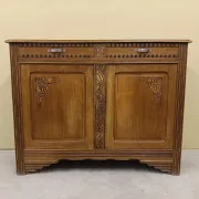 Buffet parisien art populaire décoratif et sculpté
