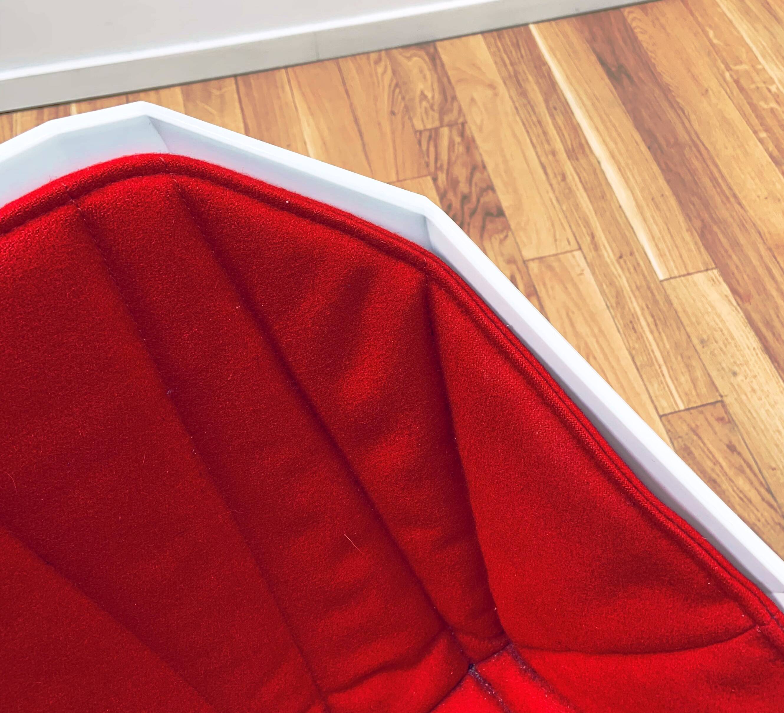 Rocher Chair, Andrew Chmir, Ligne Roset