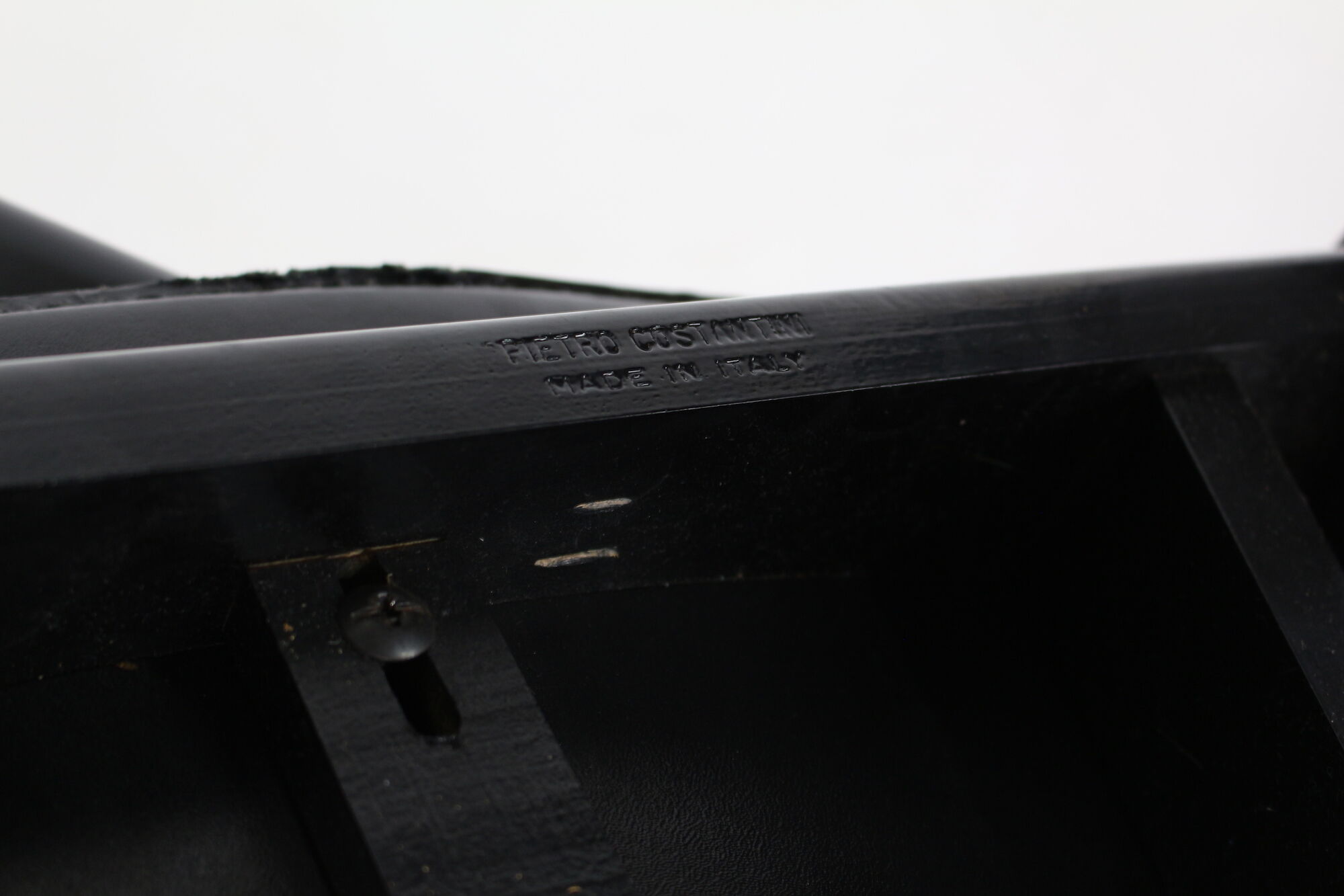 4 postmodernist chairs Pietro Costantini