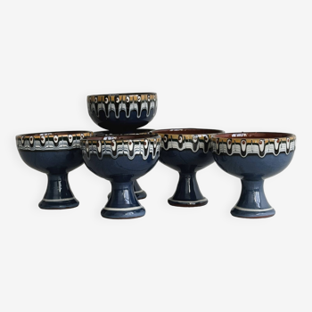 Troyan pottery cups.