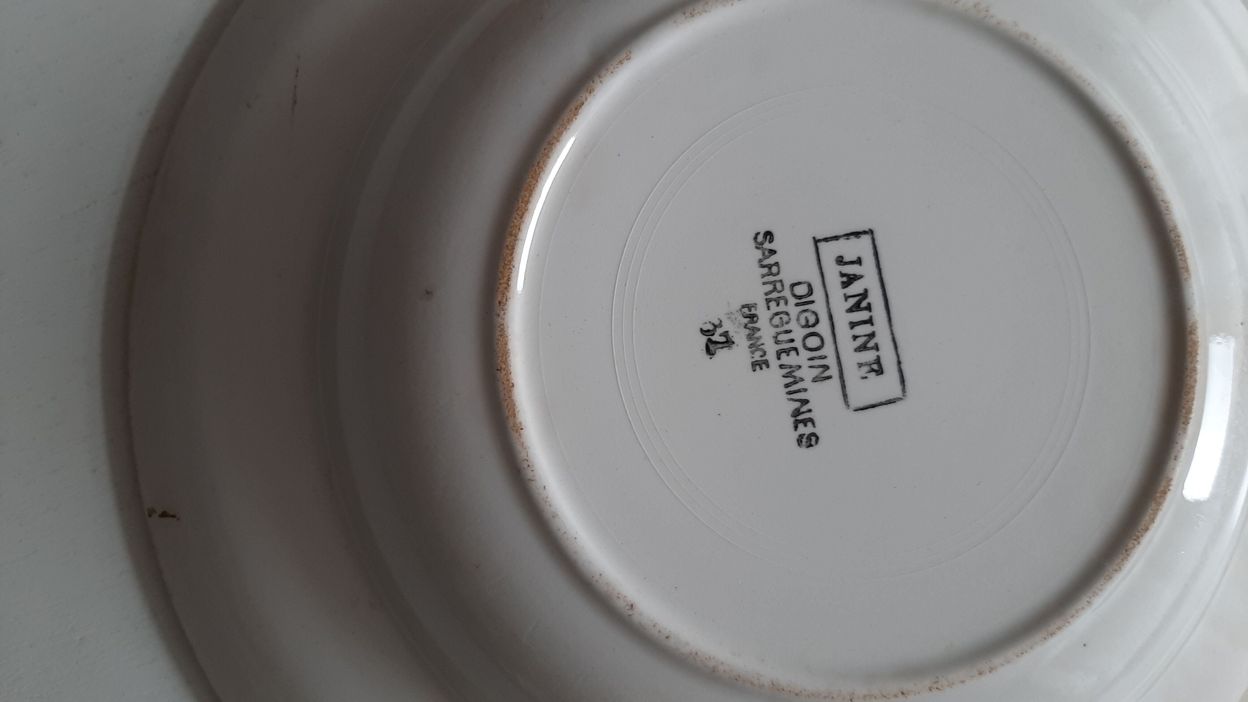 Lot of 5 retro hollow plates