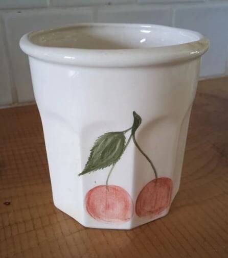 Vallauris jam jar – Cherry design – 1960s–70s – Vintage