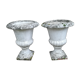 Paire de vases Médicis en pierre blanche